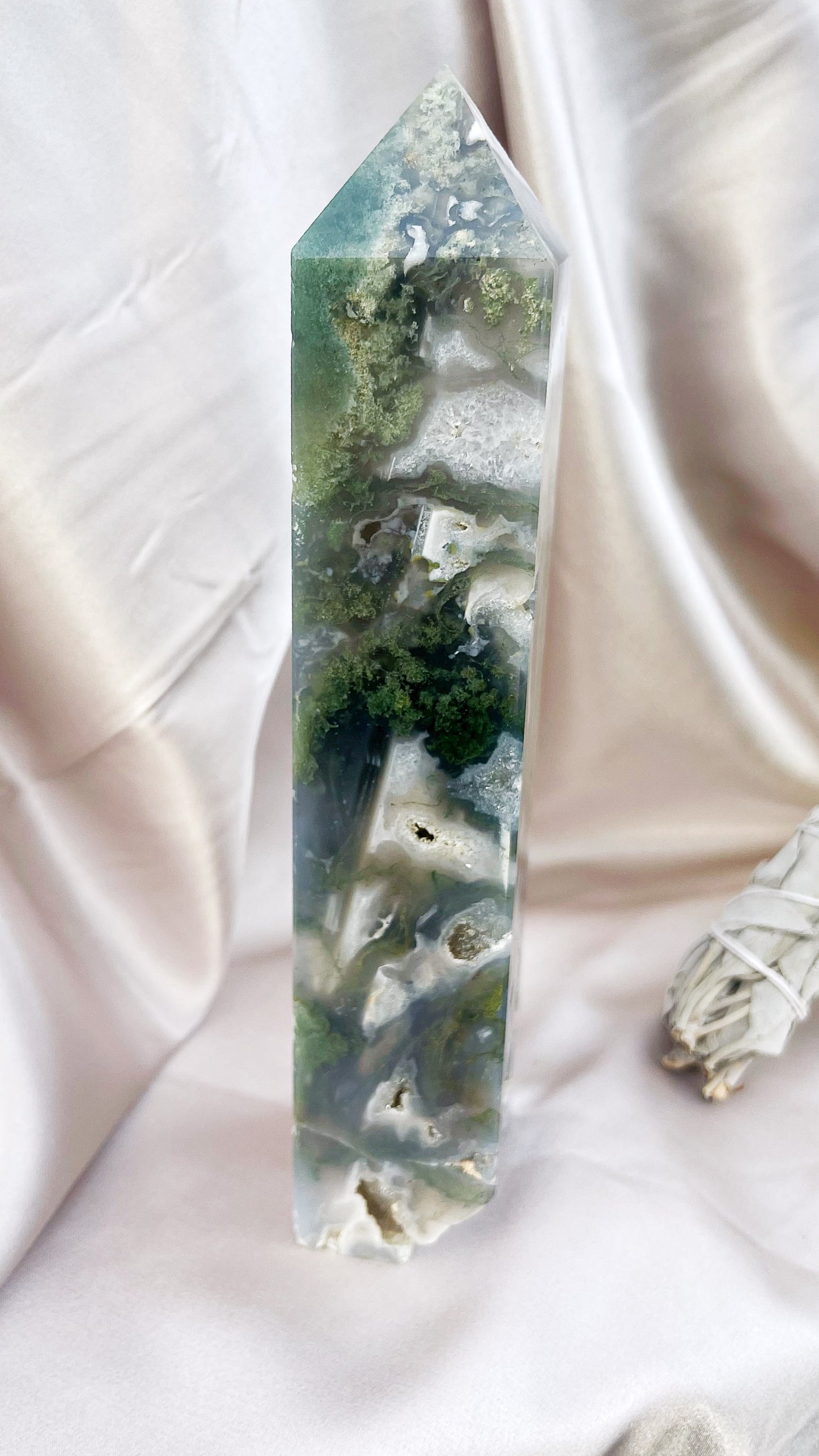 Moss Agate tower 773g 02