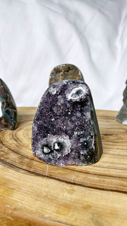 Uruguayan Amethyst Stalactite eyes