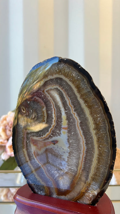 Large Agate on stand 2.311kg