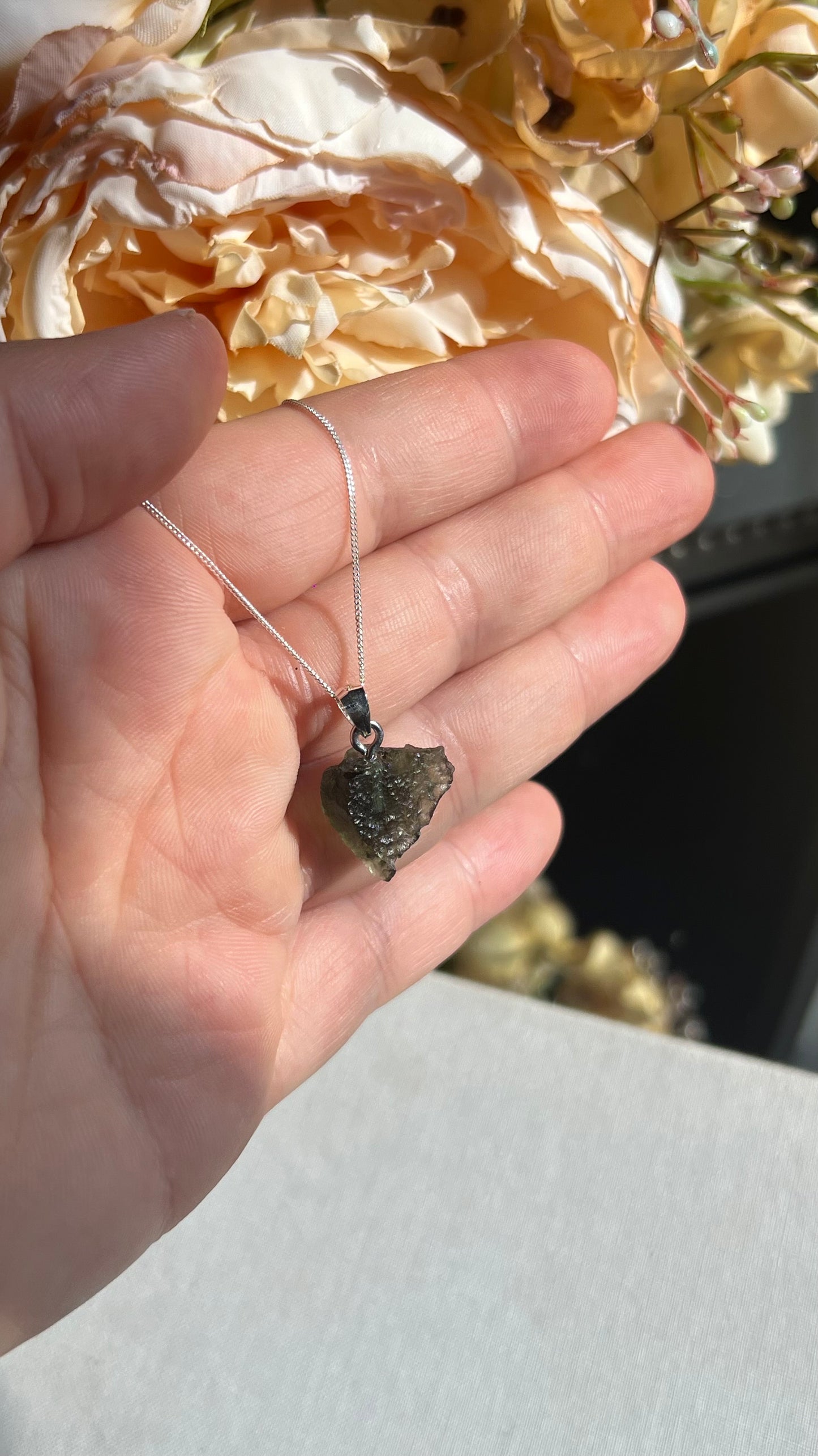 Moldavite pendant 1.6g