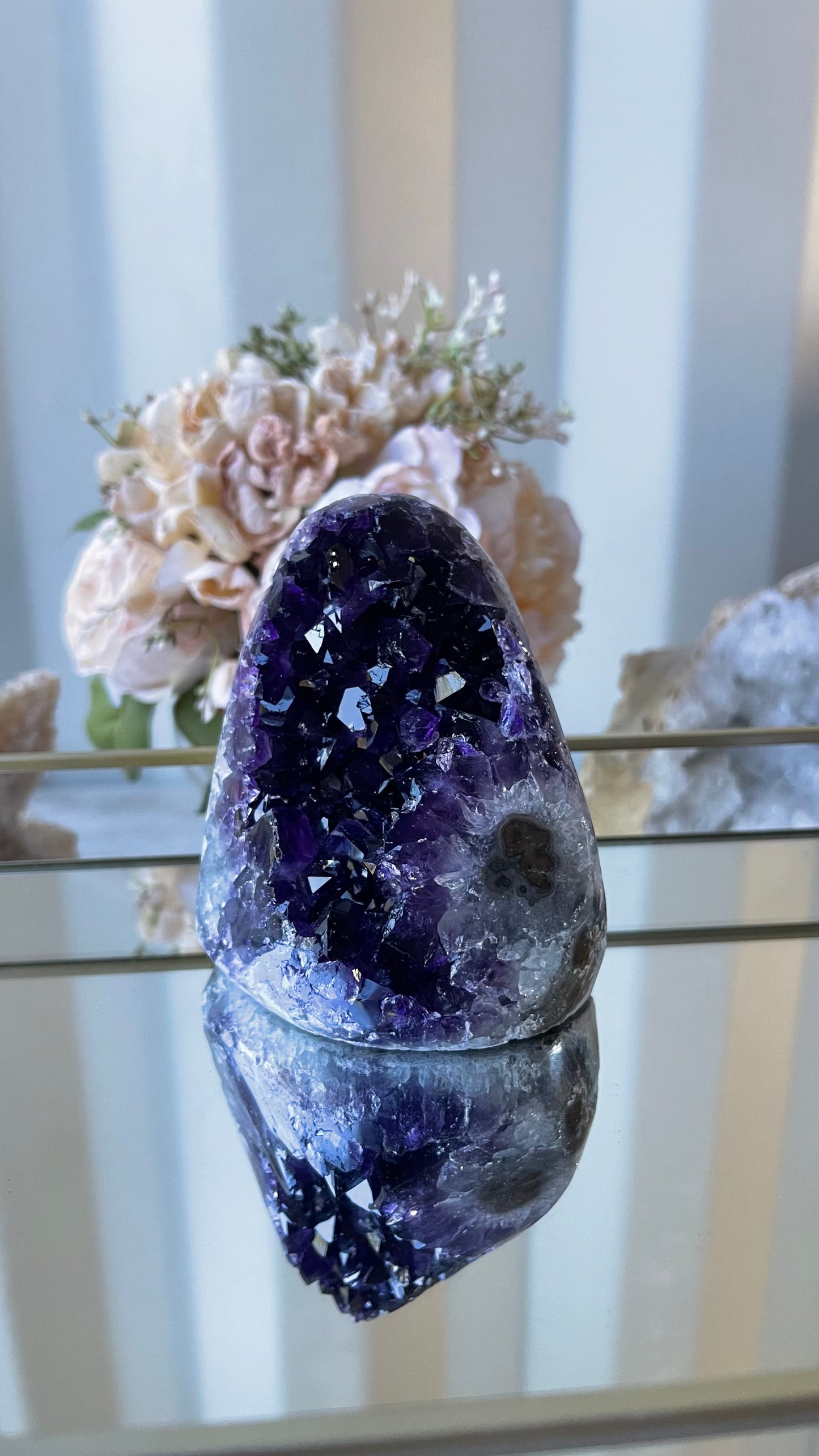 Amethyst Cluster 736g self standing B