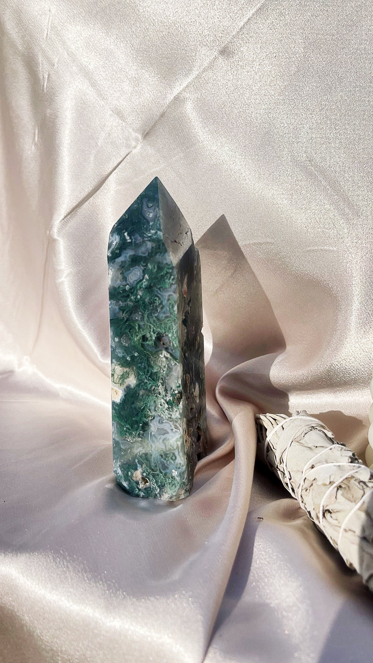 Moss agate tower 01