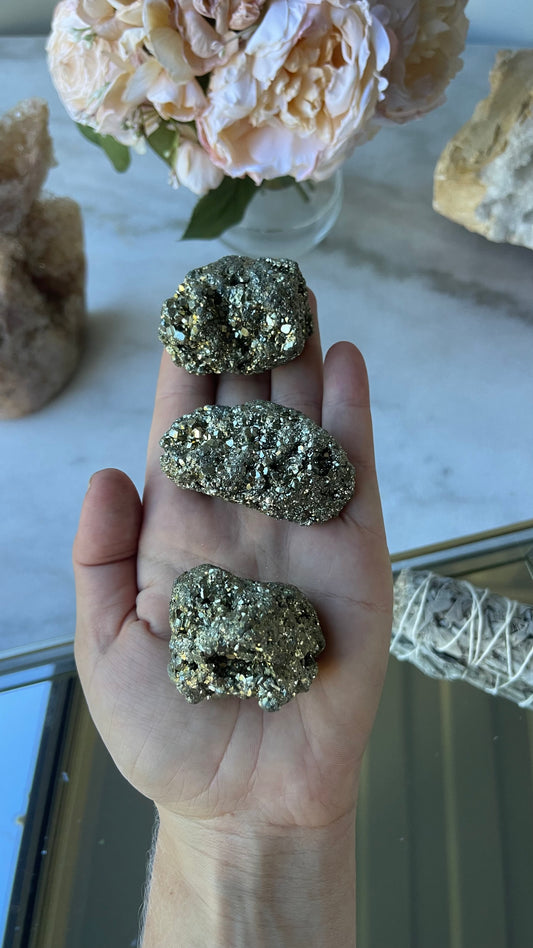 Large pyrite clusters