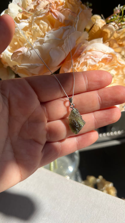 Moldavite necklace 1.8g